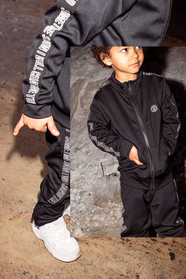 Monument Track Top Black