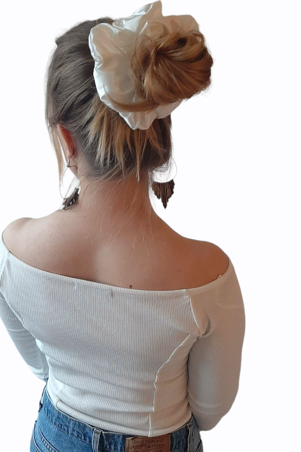 Mega Scrunchie Valkoinen
