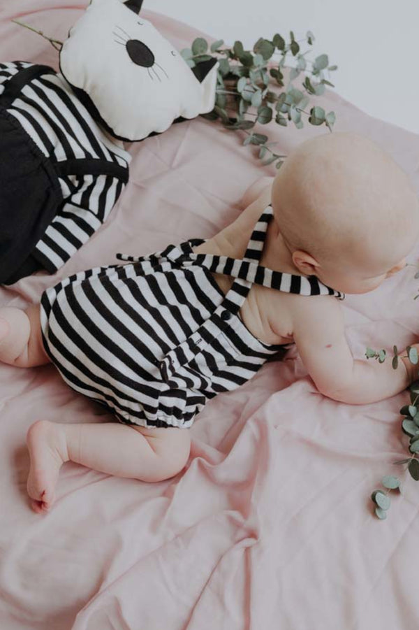 Vauvan Romper Grey'n'White